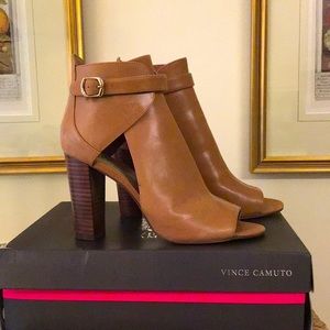 Vince Camuto leather booties size 9